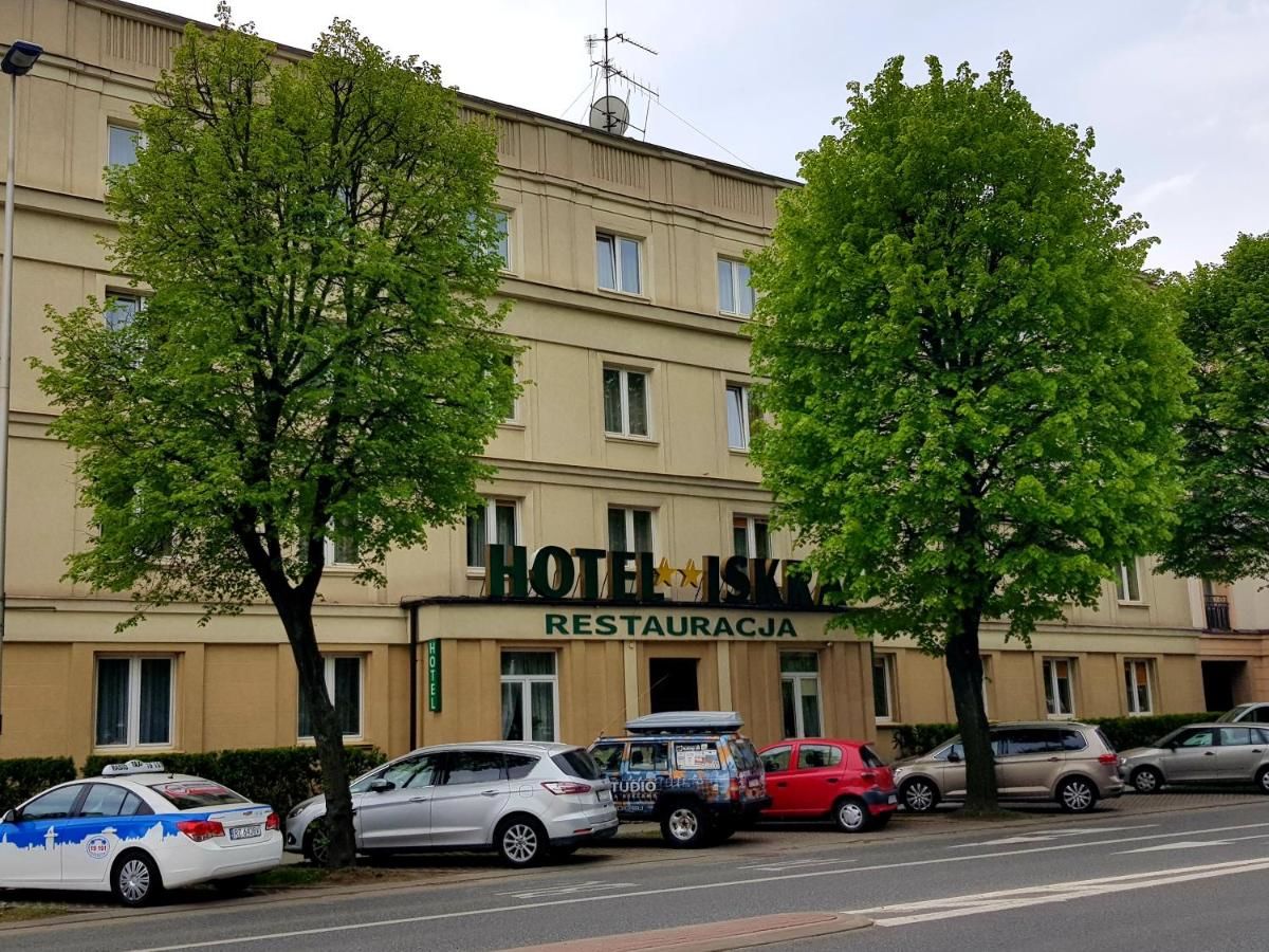 Отель Hotel Iskra Жешув-5